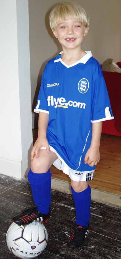 barney_in_bcfc_kit.jpg